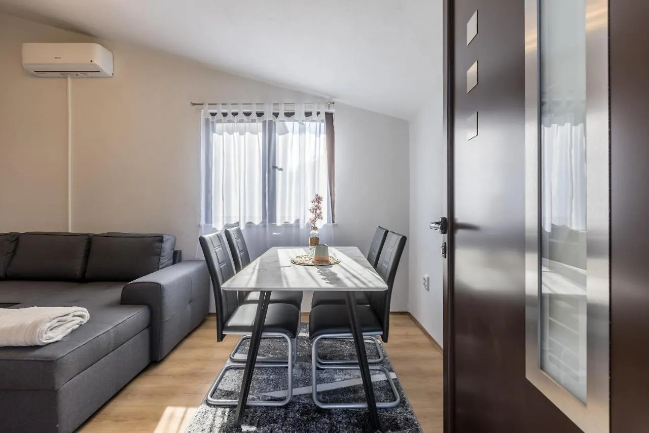 Apartment Lamaro Kastela